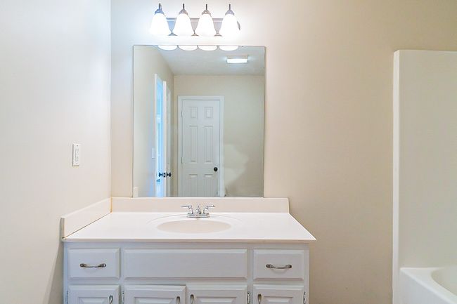 109 Kimberly St, House other with 3 bedrooms, 2 bathrooms and null parking in Portland TN | Image 5