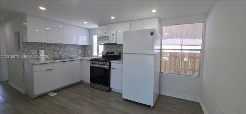 1730 Sw 85th Ave, Davie, FL, 33324-5136 | Card Image