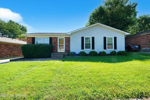 8313 Daverman Dr, Louisville, KY, 40228-2378 | Card Image