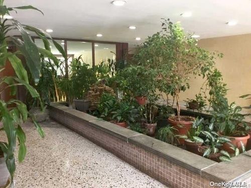 apt-3l-100 Brooklyn Ave, Freeport, NY, 11520-3007 | Card Image