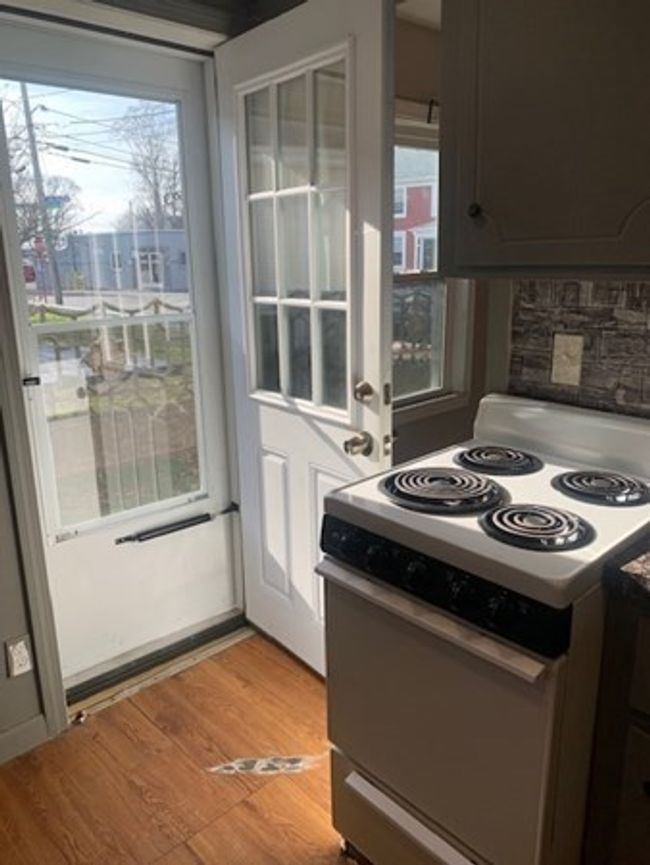 368 Ocean Grove Ave, House other with 2 bedrooms, 2 bathrooms and null parking in Swansea MA | Image 13