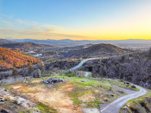 10758 Muletown Rd, Shasta, CA, 96087 | Card Image