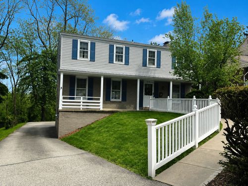 5696 Glen Hill Dr, Bethel Park, PA, 15102-3362 | Card Image