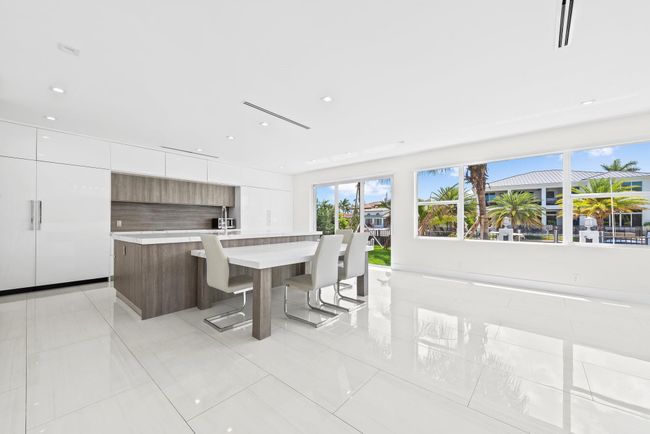 4921 Ne 28 Th Ave, House other with 6 bedrooms, 6 bathrooms and null parking in Lighthouse Point FL | Image 9