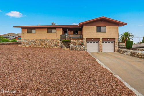 3307 Moonlight Ave, El Paso, TX, 79904-1022 | Card Image