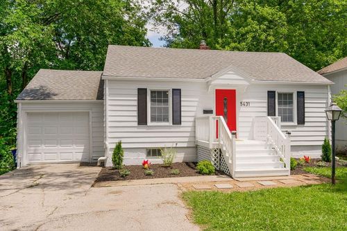 5431 Woodson St, Mission, KS, 66202-1930 | Card Image