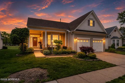 9 Winged Foot Rd, Jackson, NJ, 08527-4000 | Card Image