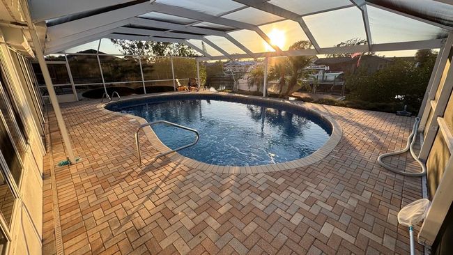pool deck | Image 24