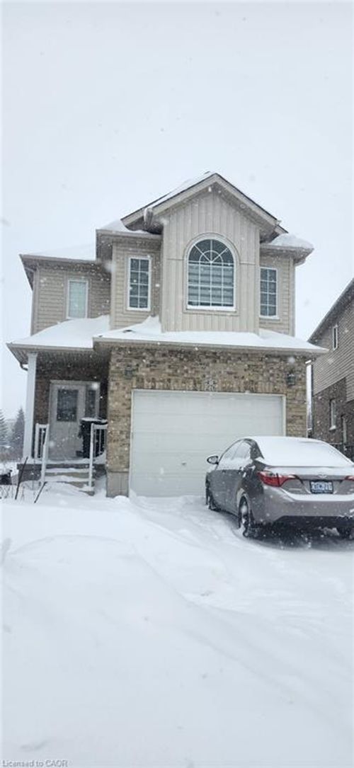 upper-unit-276 Countrystone Cres, Kitchener, ON, N2N3S2 | Card Image