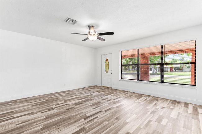 3690 Sw 23 Rd Ct, House other with 3 bedrooms, 2 bathrooms and null parking in Fort Lauderdale FL | Image 6