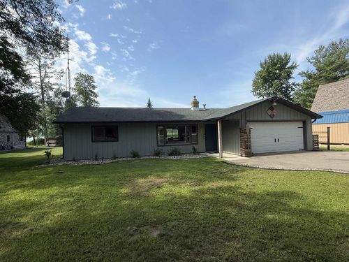 W4955 Bartelt Boulevard, Wescott, WI, 54166 | Card Image