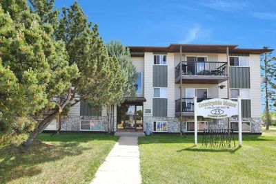 302 - 25 Robinson Ave, Condo with 2 bedrooms, 1 bathrooms and 1 parking in Penhold AB | Image 3