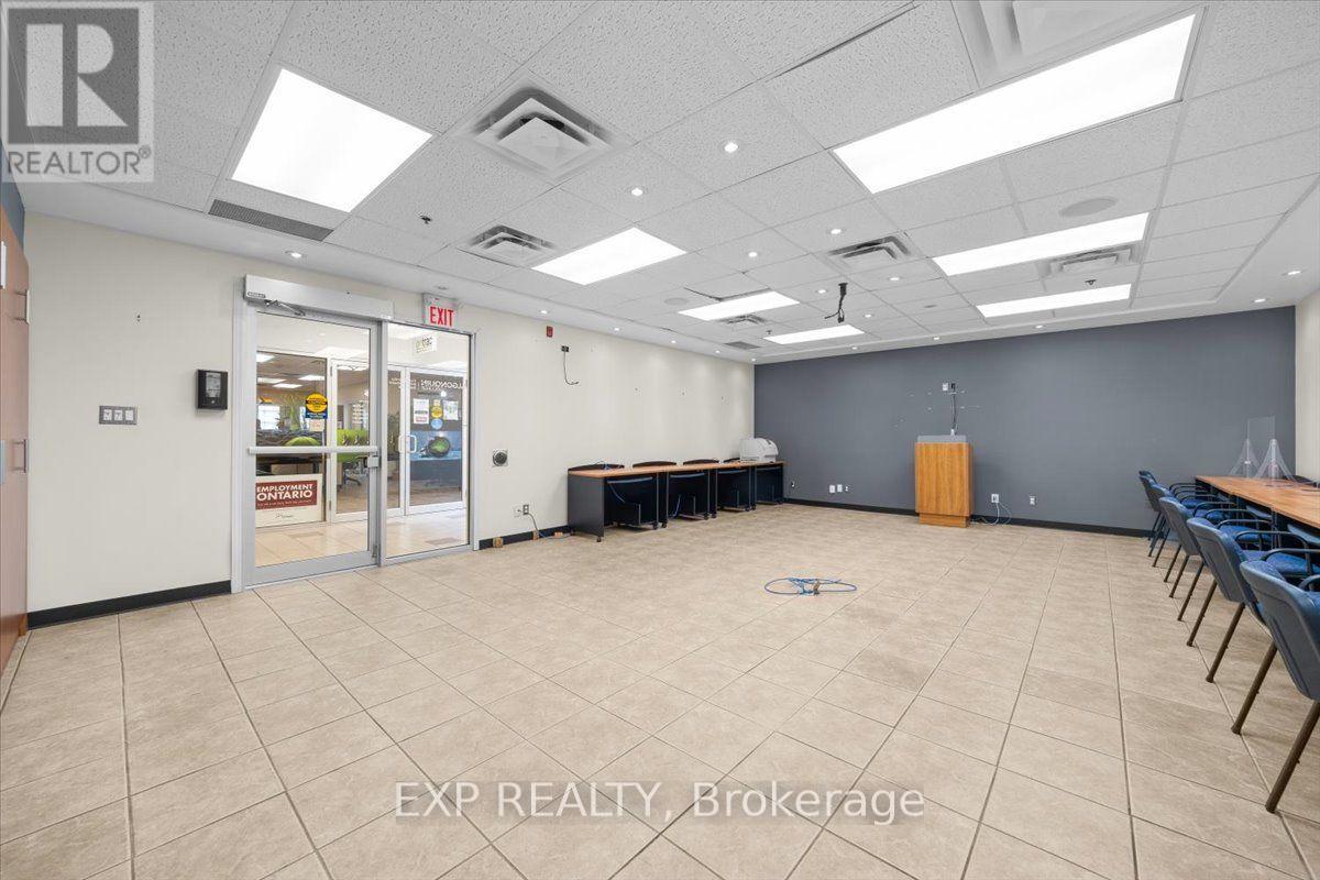 Commercial Lease in Perth 5