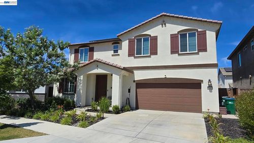 10007 Baltisan Ln, Stockton, CA, 95219-7022 | Card Image