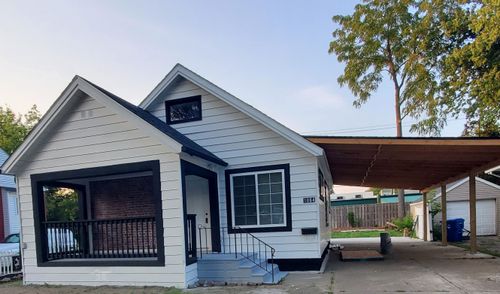 1064 Myrtle Ave, Waterford, MI, 48328-3829 | Card Image