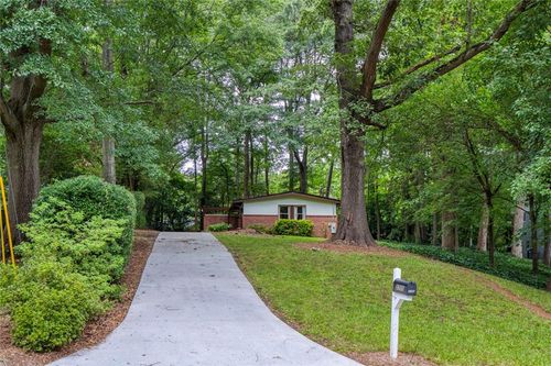 2700 Brook Park Way, Doraville, GA, 30340-1810 | Card Image