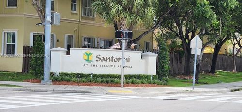 8652 Nw 112th Ct, Doral, FL, 33178-5609 | Card Image