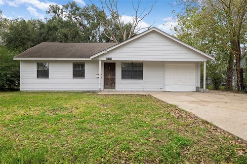 15714 Bow Lane, Houston, TX, 77053 | Card Image