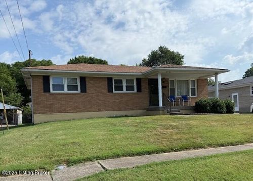 2301 Quinn Dr, Louisville, KY, 40216-2940 | Card Image