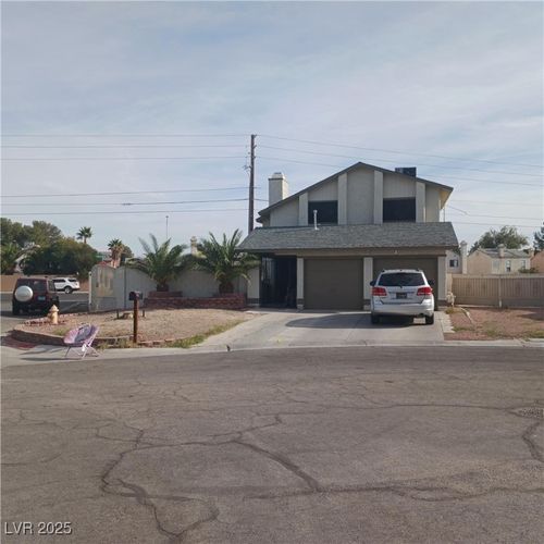 6701 Megan Ave, Las Vegas, NV, 89108-5451 | Card Image