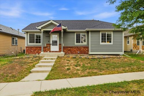 5404 Liz Ranch Rd, Cheyenne, WY, 82007-1855 | Card Image
