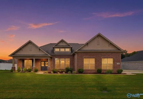 4506 Waverly Ct Se, Owens Cross Roads, AL, 35763-3200 | Card Image