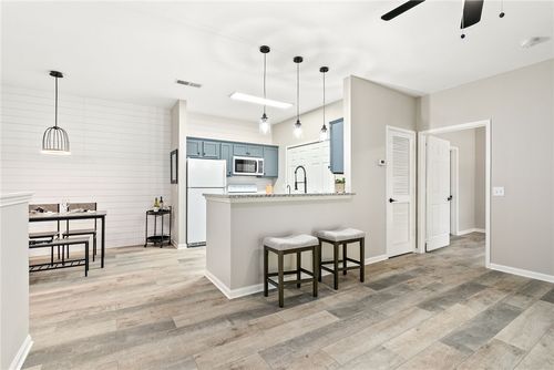 apt-1304-447 W Longleaf Dr, AUBURN, AL, 36832-7405 | Card Image