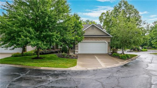 169 Waterford Way, Tallmadge, OH, 44278-3640 | Card Image