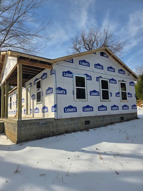 427 Taylor, South Boston, VA, 24592 | Card Image