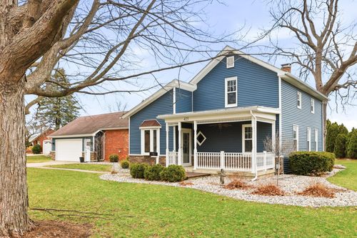 425 Harvest Ln, Frankenmuth, MI, 48734-1217 | Card Image