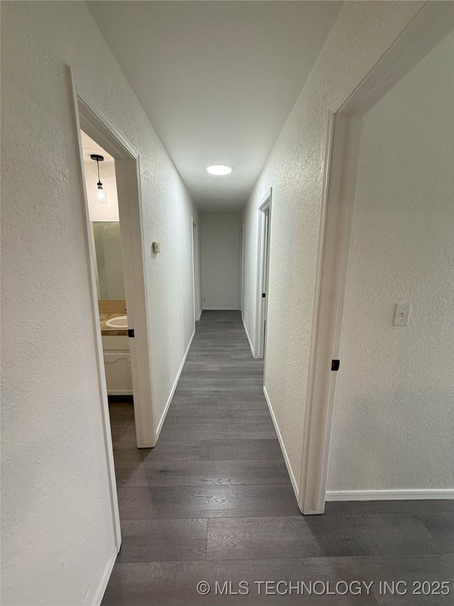 1402 Se 9 Th St, House other with 3 bedrooms, 2 bathrooms and null parking in Wagoner OK | Image 14