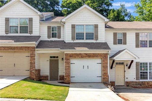 4119 Stone Trace Dr, East Point, GA, 30344-7044 | Card Image
