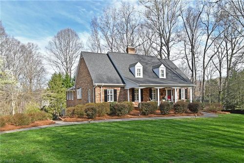 891 Moyers Rd, Winston-Salem, NC, 27104-5021 | Card Image