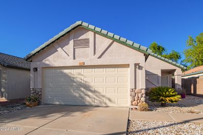 3014 W Rose Garden Lane, House other with 4 bedrooms, 2 bathrooms and null parking in Phoenix AZ | Image 2