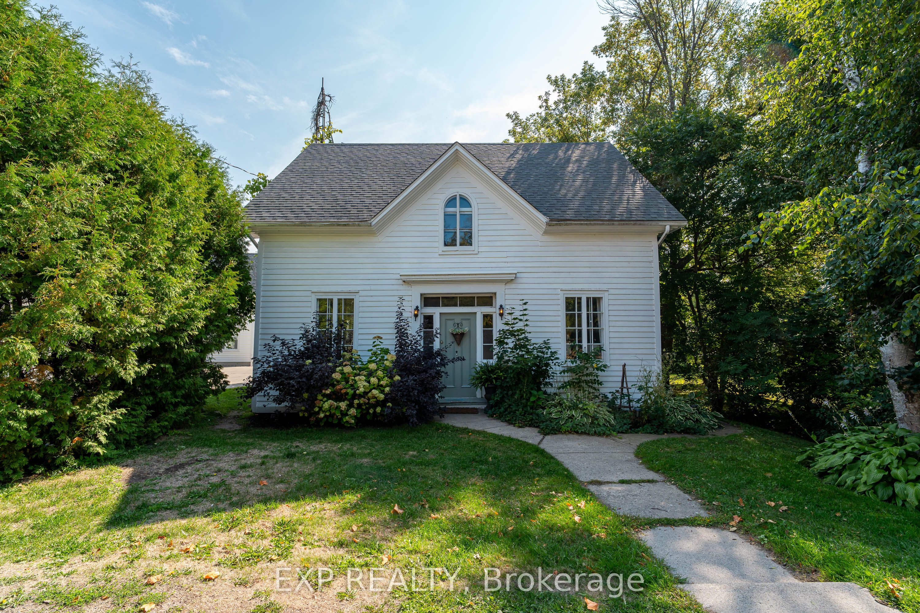 Residential in Rideau Lakes 4