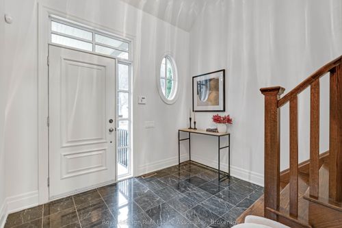 103-1915 Broad Hollow Gate, Mississauga, ON, L5L6A3 | Card Image