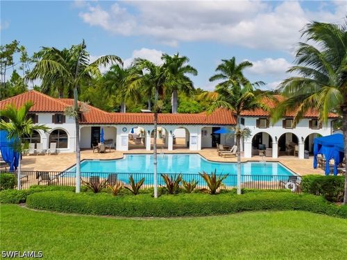 105-15102 Palmer Lake Cir, NAPLES, FL, 34109-9060 | Card Image