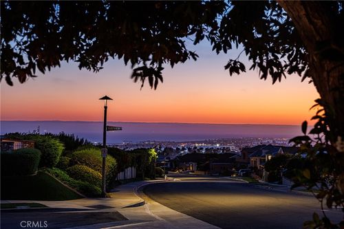 3500 Surfview Ln, Corona del Mar, CA, 92625-1632 | Card Image