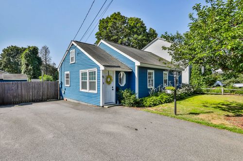 43 King St, Nashua, NH, 03060-4067 | Card Image