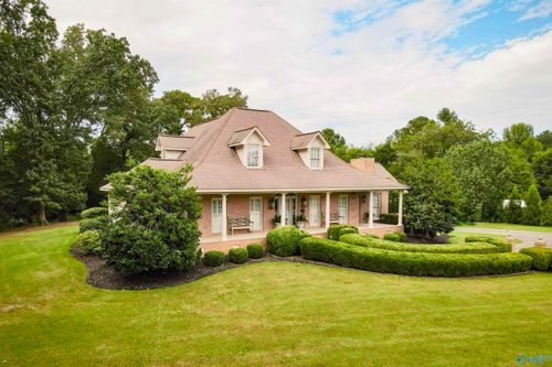 2122 Chapel Hill Rd Sw, Decatur, AL, 35603-4002 | Card Image