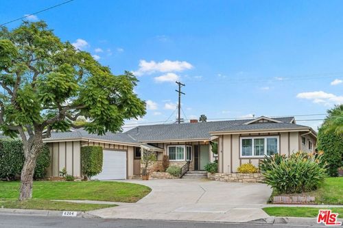 6204 S Corning Ave, Los Angeles, CA, 90056-1410 | Card Image