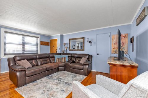 lower-21-41 Utopia Parkway, New York, NY, 11357 | Card Image