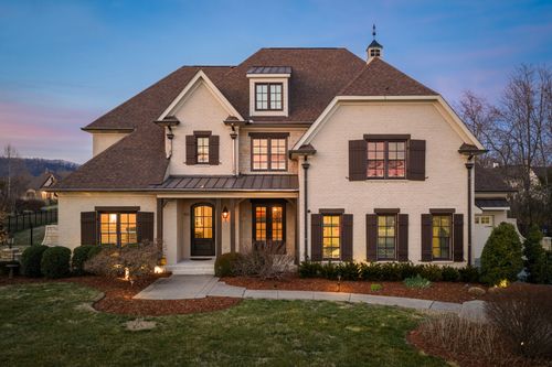 400 Ernest Rice Ln, Franklin, TN, 37069-6565 | Card Image