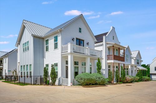 12-4407 Night Owl Ln, Austin, TX, 78723-6075 | Card Image