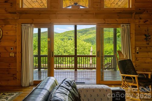 642 Scenic View Rd, Maggie Valley, NC, 28751 | Card Image