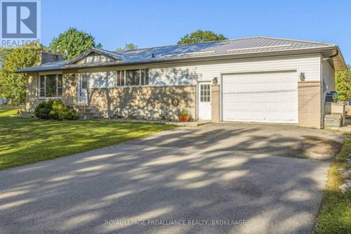 420 Maple Ridge Dr, Kingston, ON, K7M5P3 | Card Image