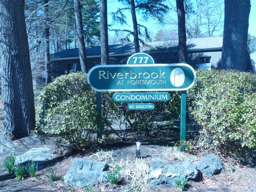 72-777 Middle Rd, Portsmouth, NH, 03801-4864 | Card Image