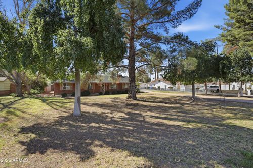 3223 E Weldon Avenue, Phoenix, AZ, 85018 | Card Image