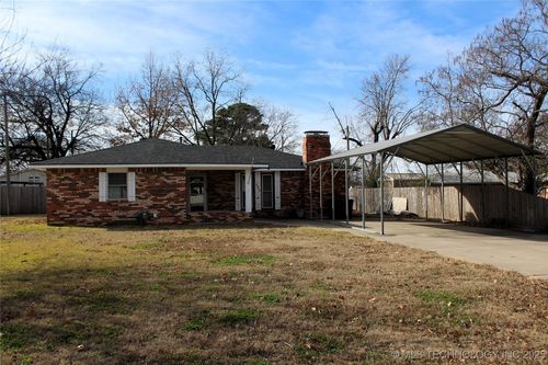 503 W Mccurtain Ave, Calera, OK, 74730-1613 | Card Image