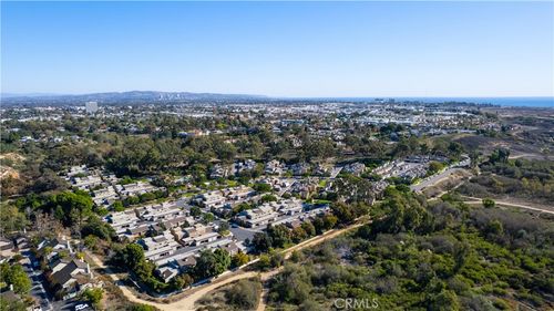 19 Seabird Court, Newport Beach, CA, 92663 | Card Image